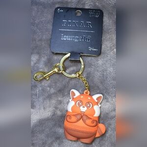 Disney Pixar Turning Red Mei Smiling Red Panda Figural Keychain